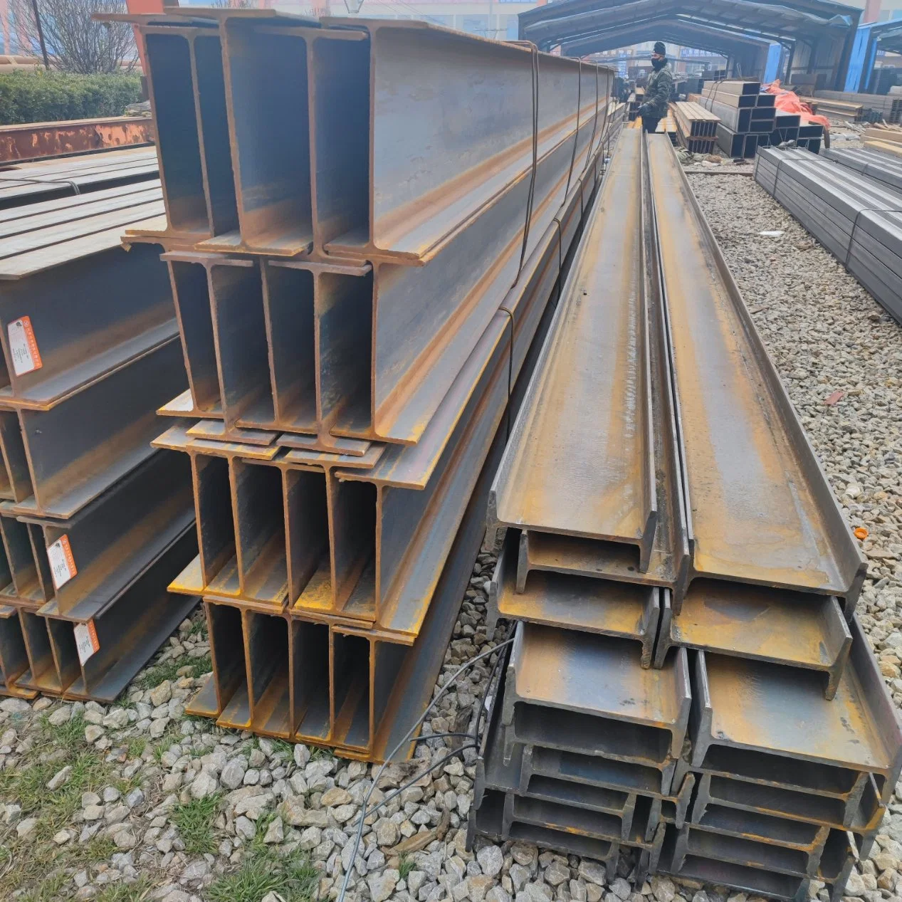 Hot Sell Q235B Structural Galvanized Steel H Beam A36 Black H-Beams Steel Carbon Steel H / I Shape Iron Beam 304 Stainless Steel H Beam 16mn Channel Steel