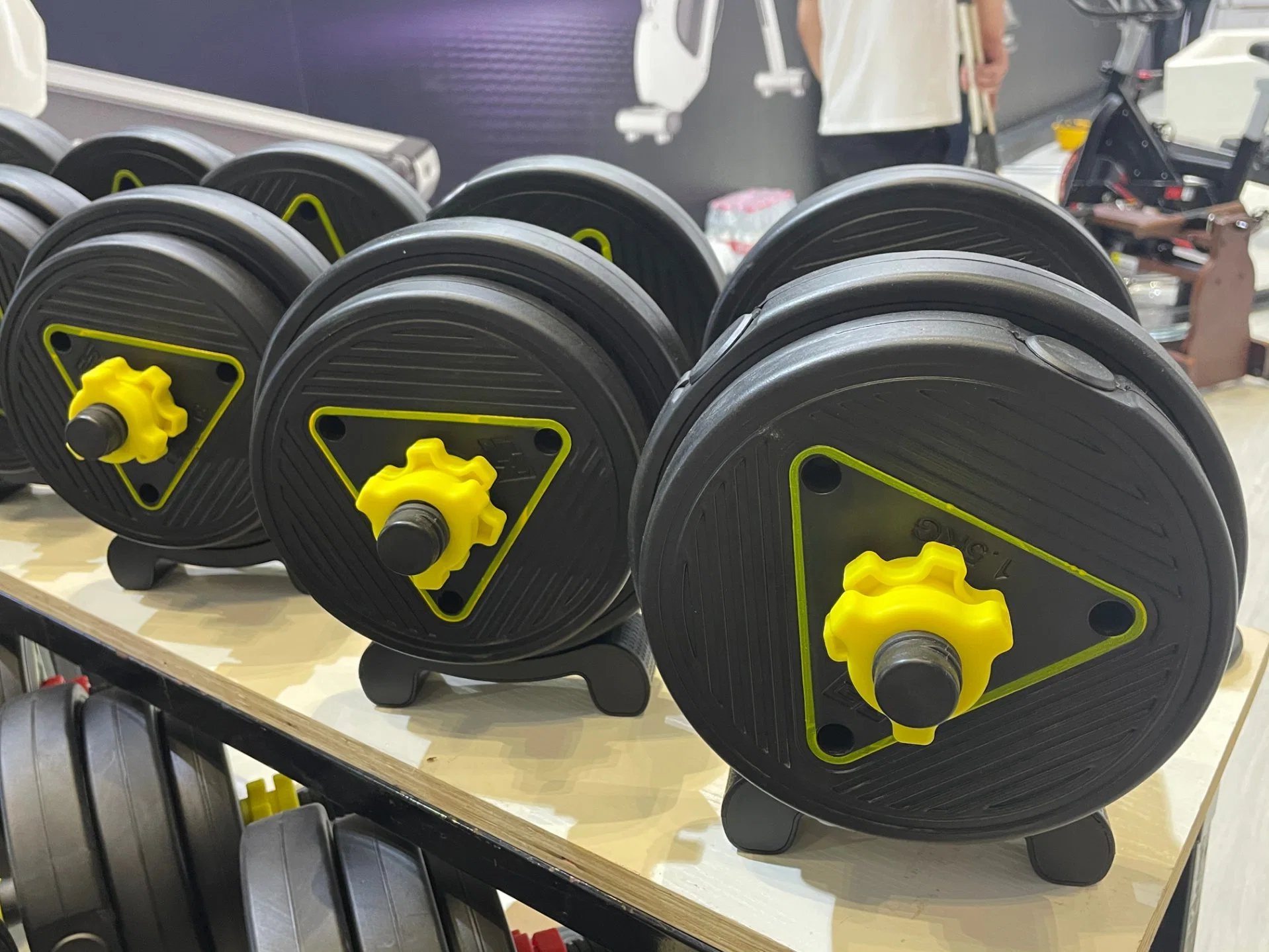 15kg Environment Friendly Adjustable Vinyl Coated Cement Dumbbell