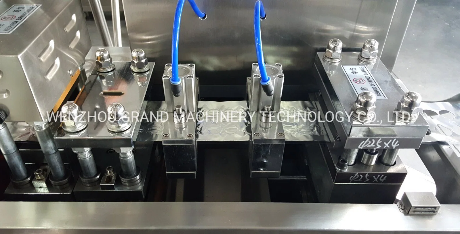 Automatic Blister Packing Machines for Medical Products