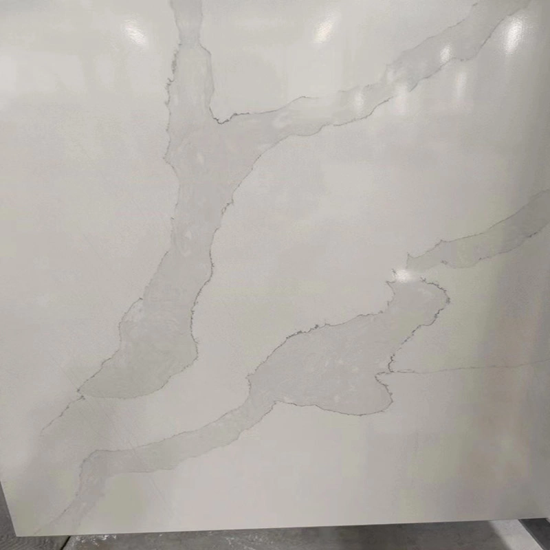 Artificial Calacatta Quartz Stone Tiles and Slabs with Beautiful Veins