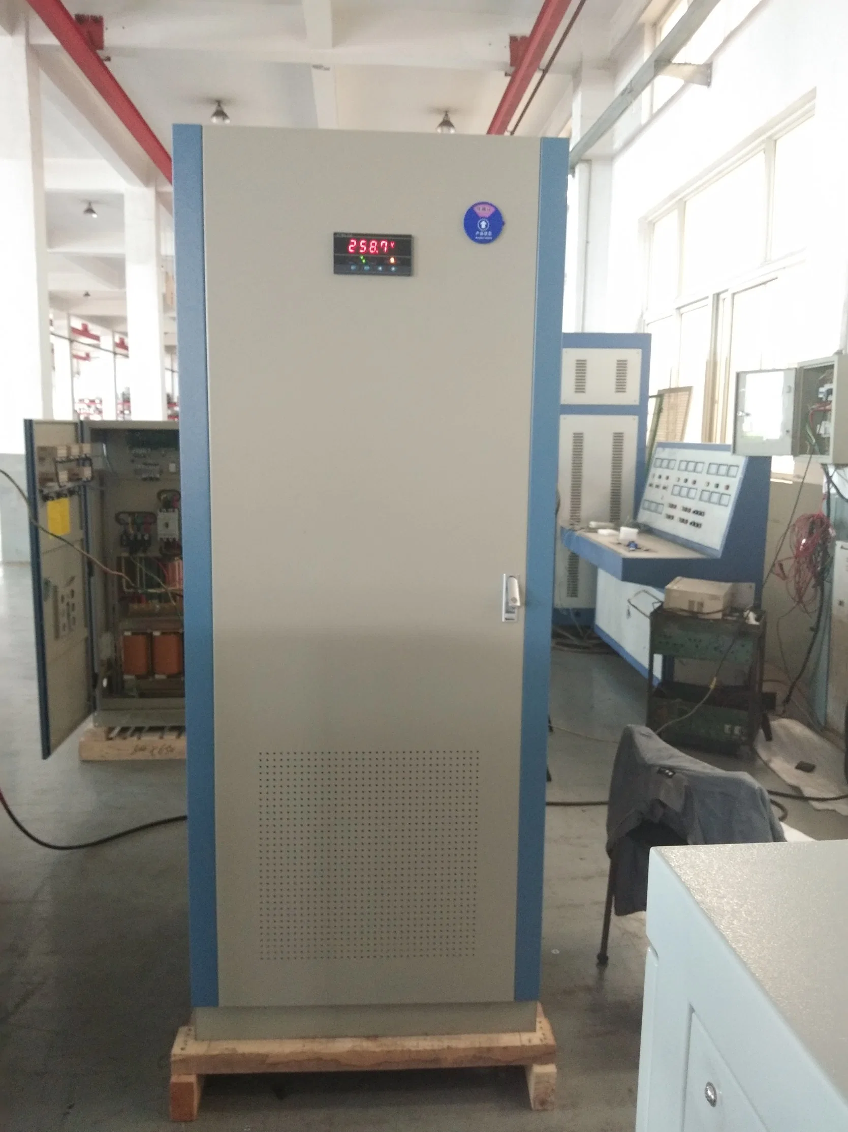 180kVA AVR Special for Computer Room Compensating Automatic AC Voltage Stabilizer/Regulator