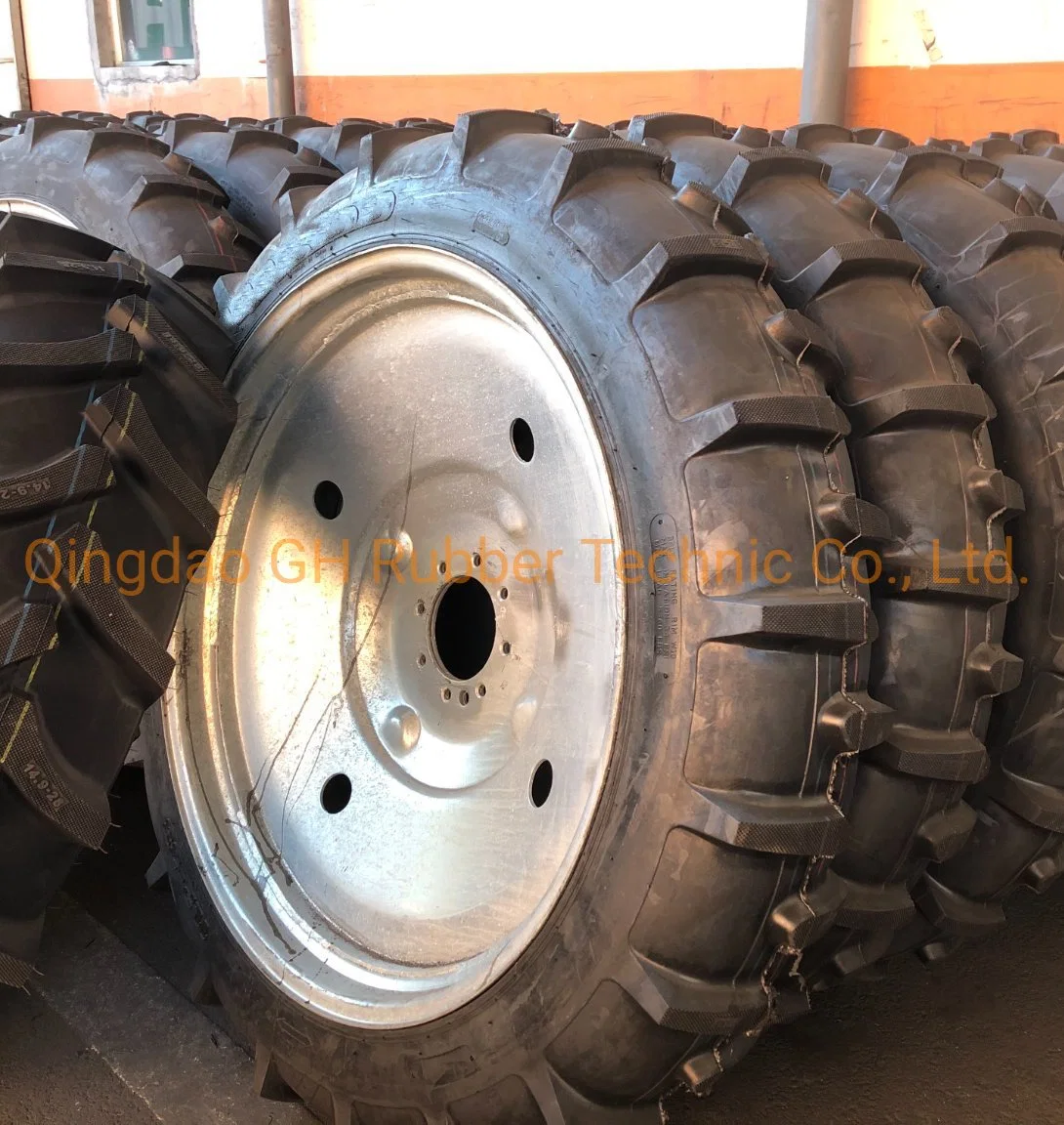 Irrigation Tire/Tyre Farm Tire/ Agricultural Tire (11.2-38) Galvanized Rim Wheel (W10X38) Assembly