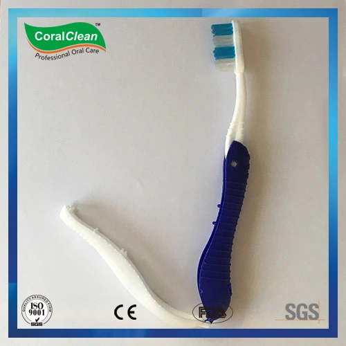 Foldable Adults&prime; Dental Care Nylon Filaments Toothbrush