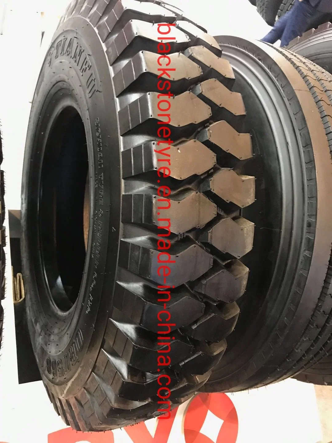 Triângulo Tianli pneus para pás carregadeiras 29.5-25 23,5R25 17,5R25 26,5R25 E3/L3