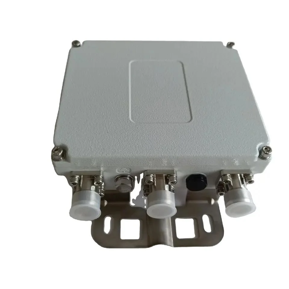 Cavity Diplexer 690-960/1710-1920MHz Outdoor Use RF Passive Combiner Lightning Protection