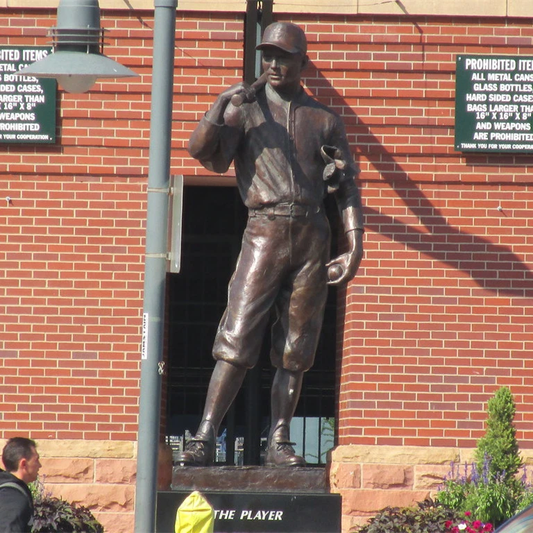 Gymnasium Outdoor Decorative Sculpture Life Size Bronze Baseball Player Statue