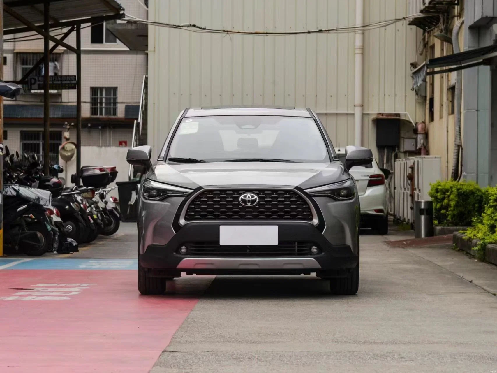 Second-Hand y el nuevo Toyota Corolla 2023 2.0L Deluxe Edition