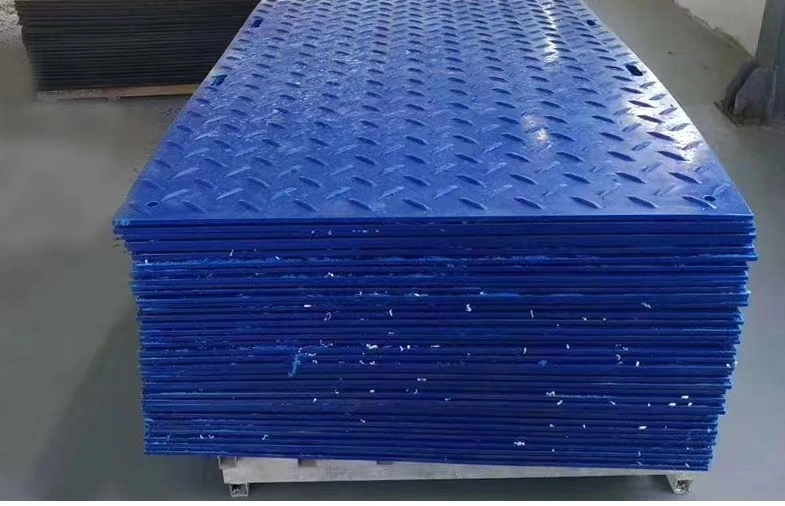 Le tapis de sol de la protection en plastique HDPE déplacement aisé des routes de masse le tapis de protection