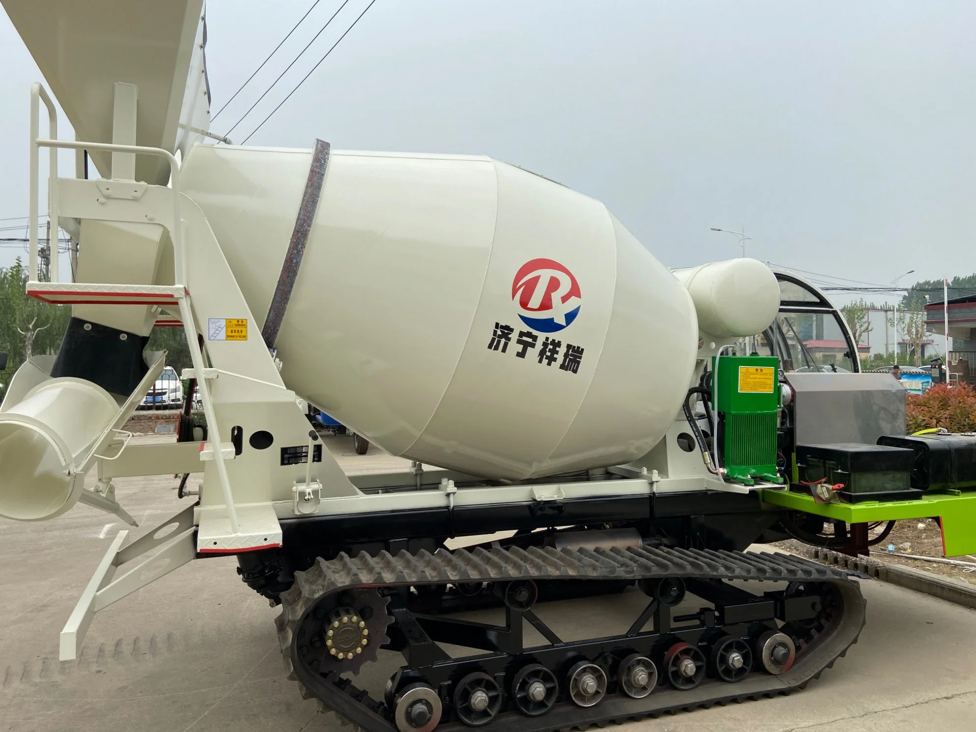 Rudder Concrete Mixer Truck Hydraulic Cement Mixing Tank