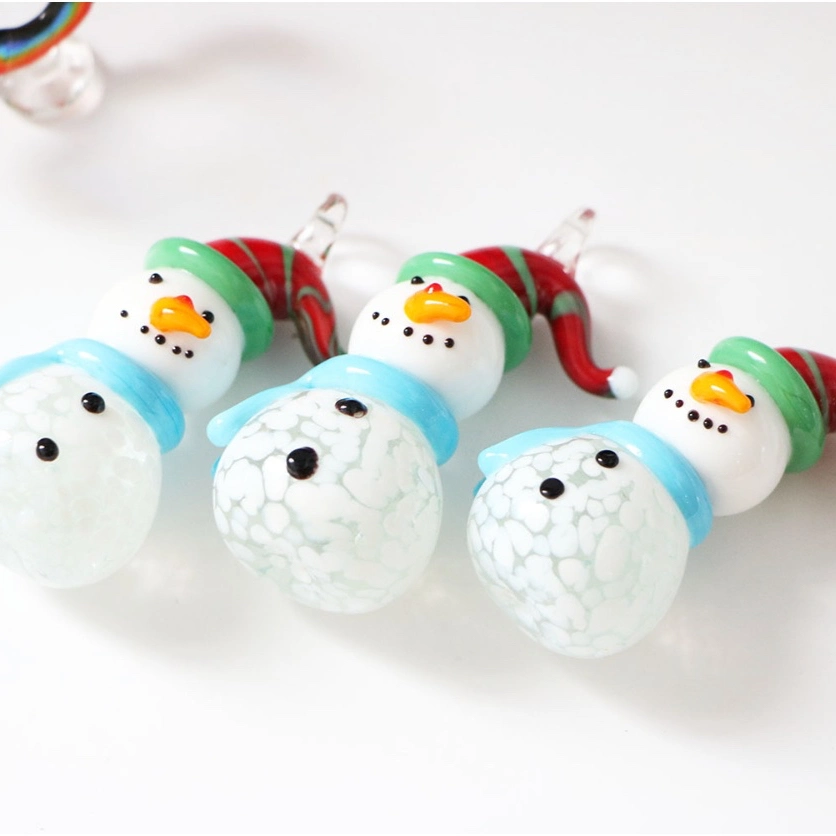 Nuevo diseño artesanal Murano Lampwork Regalo de Navidad muñeco de nieve de cristal colgantes Craft