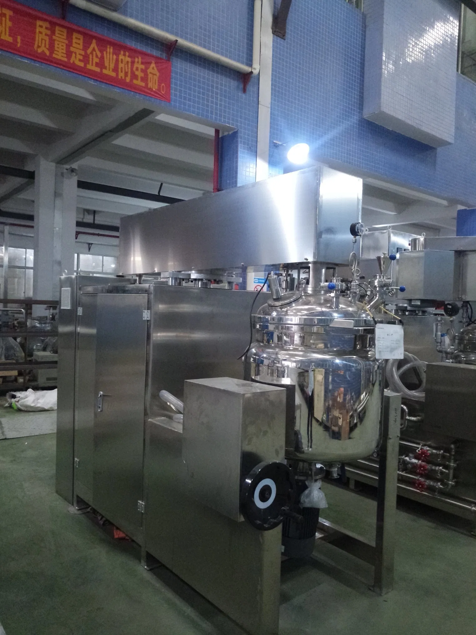 100L Laboratory Homogenizer Mixer for Ointment Emulsifier Tiltable