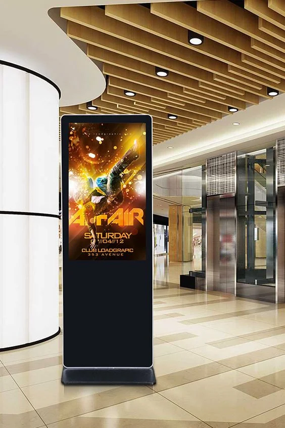 شاشة LCD تعمل باللمس بدقة 4K قياس 65 بوصة، شاشة Digital Signage، أرضية داخلية شاشة عرض الإعلانات أثناء الوقوف