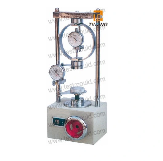 Soil Strain Controlled Unconfined Compression Test Apparatus