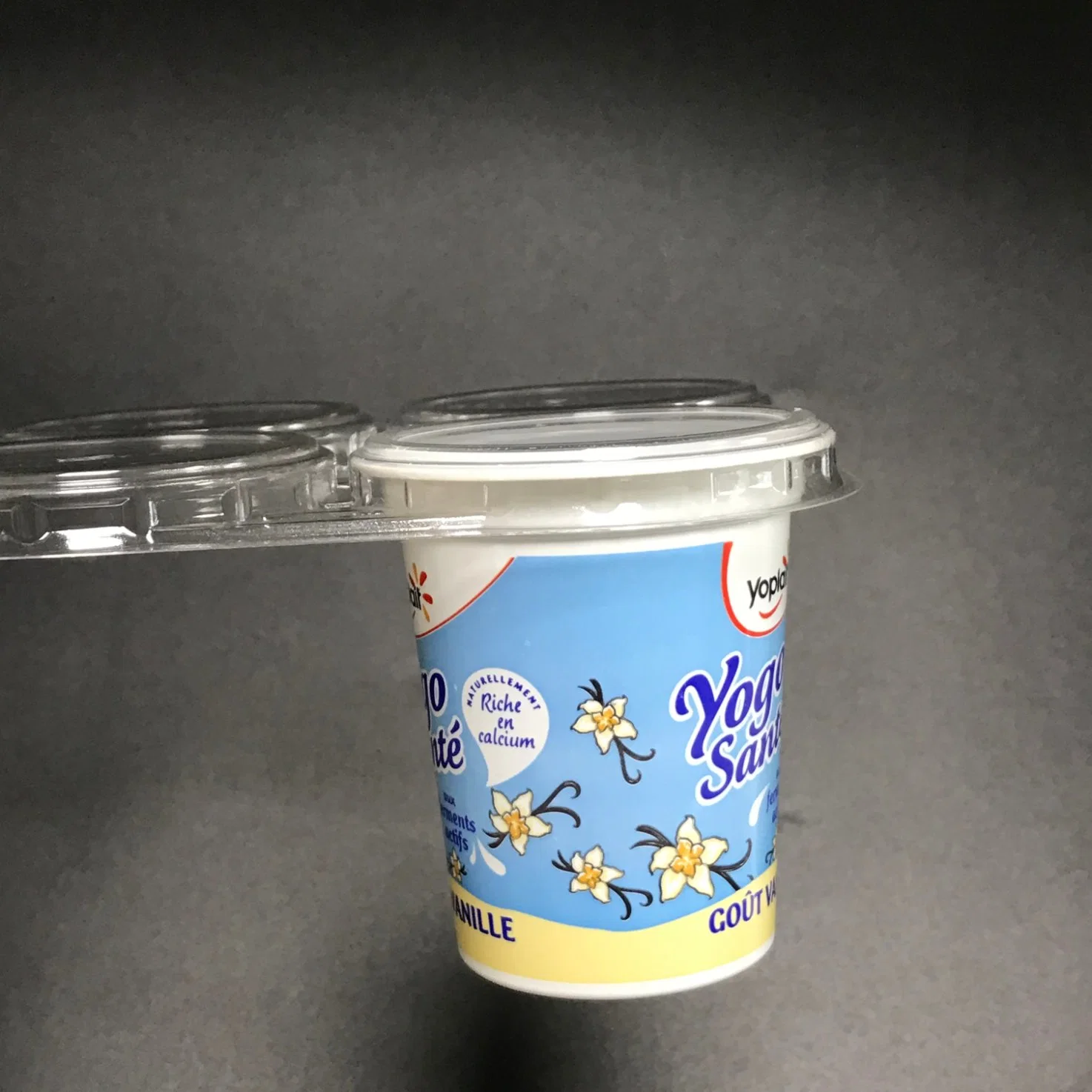 Custom PET lid for yogurt cover plastic packaging