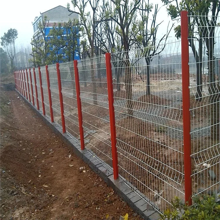 Pulverbeschichteter Stahlzaun Drahtgitter / Schwarz Geschweißte Drahtanschlagplatten / Clear Vu Shutter Mesh für Gartenschule