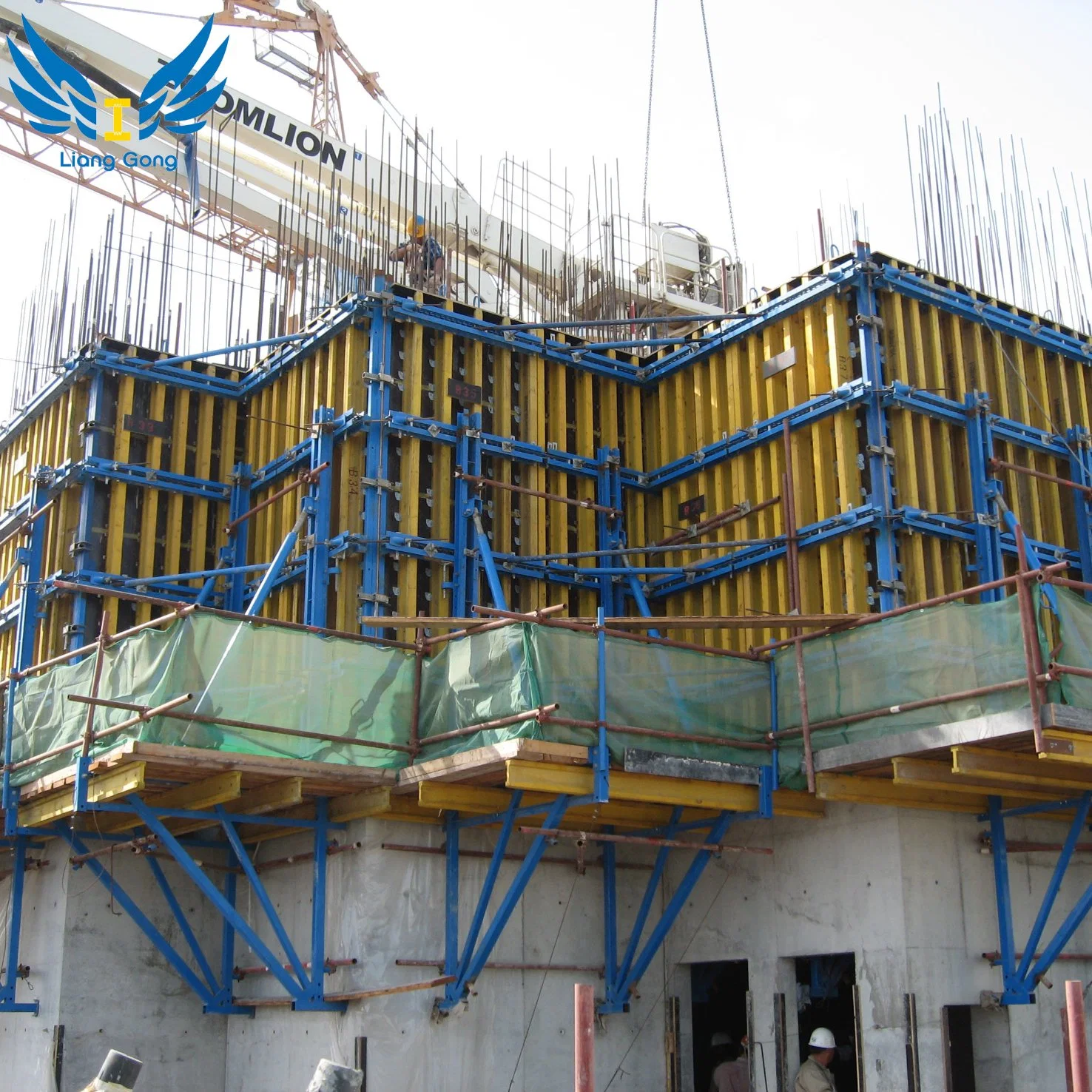 Kundenspezifische Kran-Gehoben Cantilever Kletterhalterung Beton Stützwandschalung