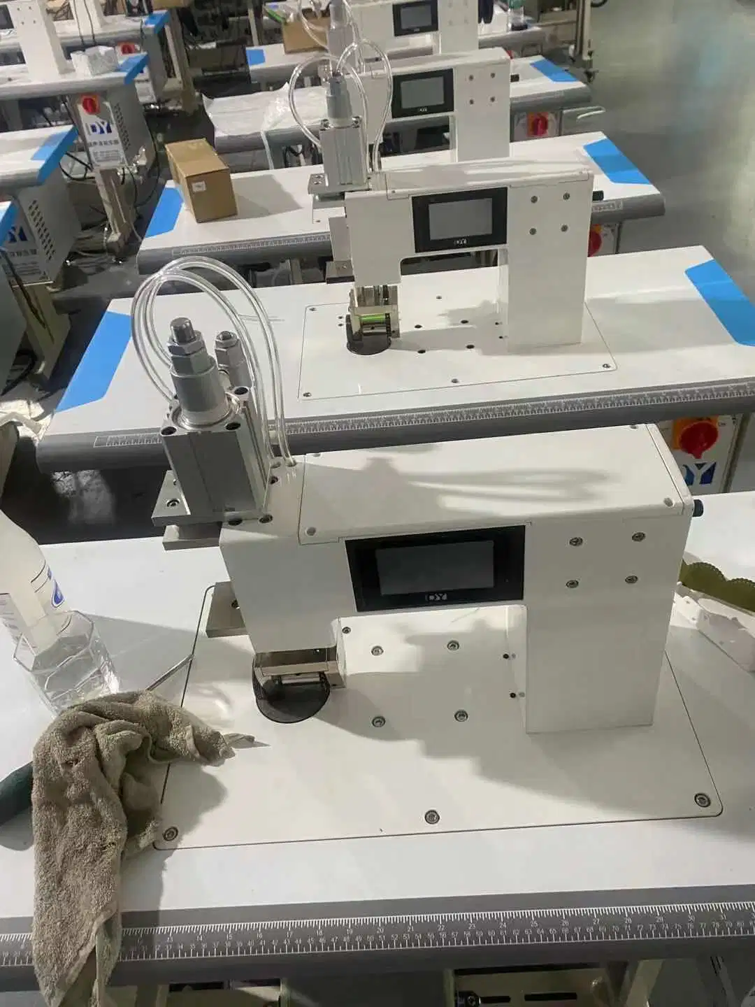 European Quality Ultrasonic Lace Sewing Trimming Cutting Bonding Machine