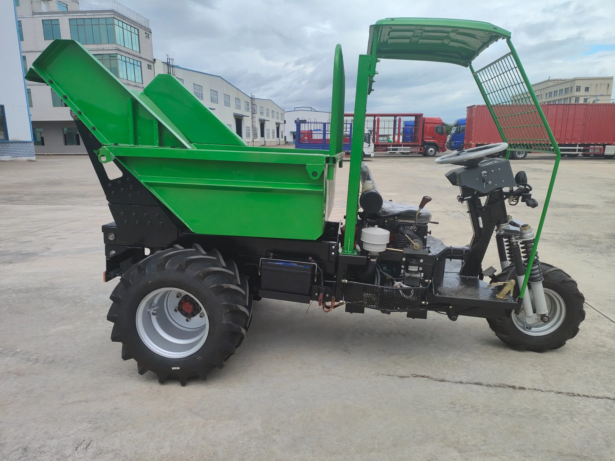 Oil Palm Fruit Transport Dump Harvester Electric Tricycle Dumper Truck Hydraulic Mini Truck Dumper