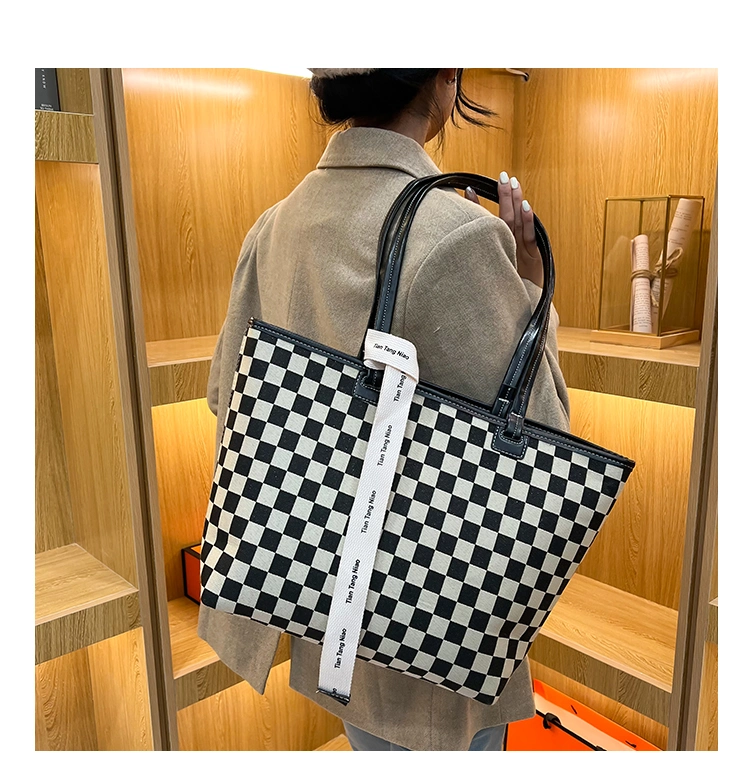 Luxury Women Handbags Brand Wholesale/Supplier Bags. Suppliers Ladies Fashion Designer Simple Style Bag