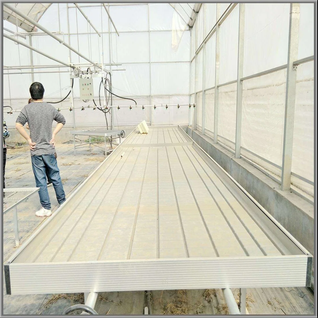 Good Service Plastic Sheet Production Greenhouse Bench Table Garden Rolling Bed Xinhe