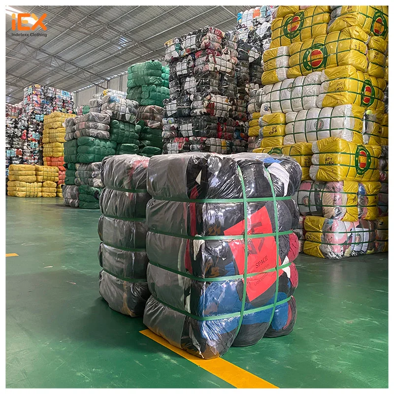 Mixed Second Hand Clothes Bulk in Bales 45kg Children, Men and Women Clothes Container to Africa High quality/High cost performance Grade a Bundle China Wholesale/Supplier Price Used Clothing