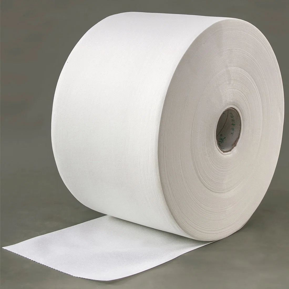 Non Woven Material Industrial Oil Cleaning Disposable Jumbo Roll Wipes