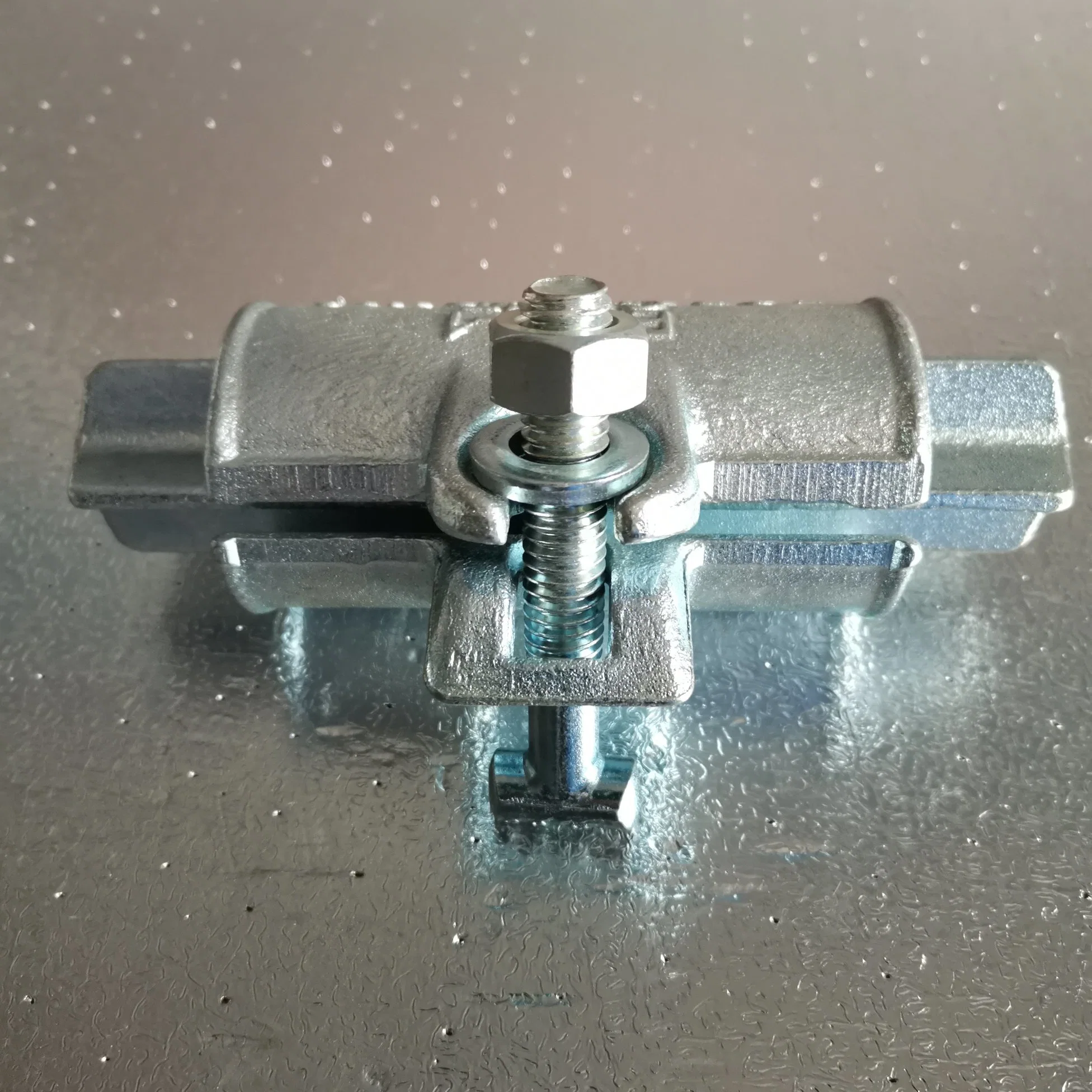 ISO Certificate 48.3mm Zinc Plated Forged Inner Joint