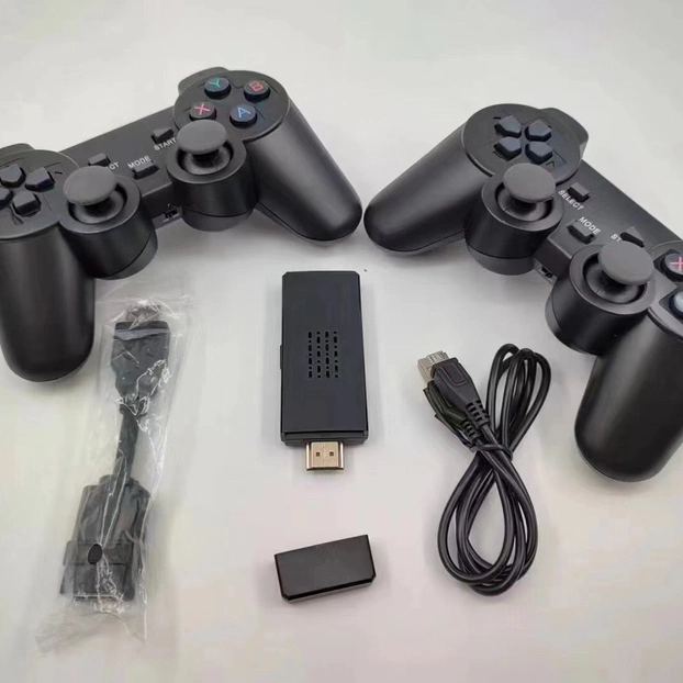 جهاز لعب الفيديو عالي الدقة 4K HD TV Game Stick Dongle PS1 Emulators ، تحكم لاسلكي مزدوج 2.4 جيجاهرتز لعبة Gamepad ، وحدة تحكم لعبة ثلاثية الأبعاد M8 بالجملة.