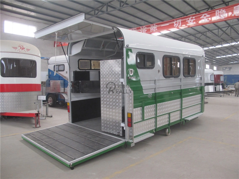 Horse Trailer High Capacity Travel Trailer Horse Angle Load Straight Sales Can Be Customized Deluxe