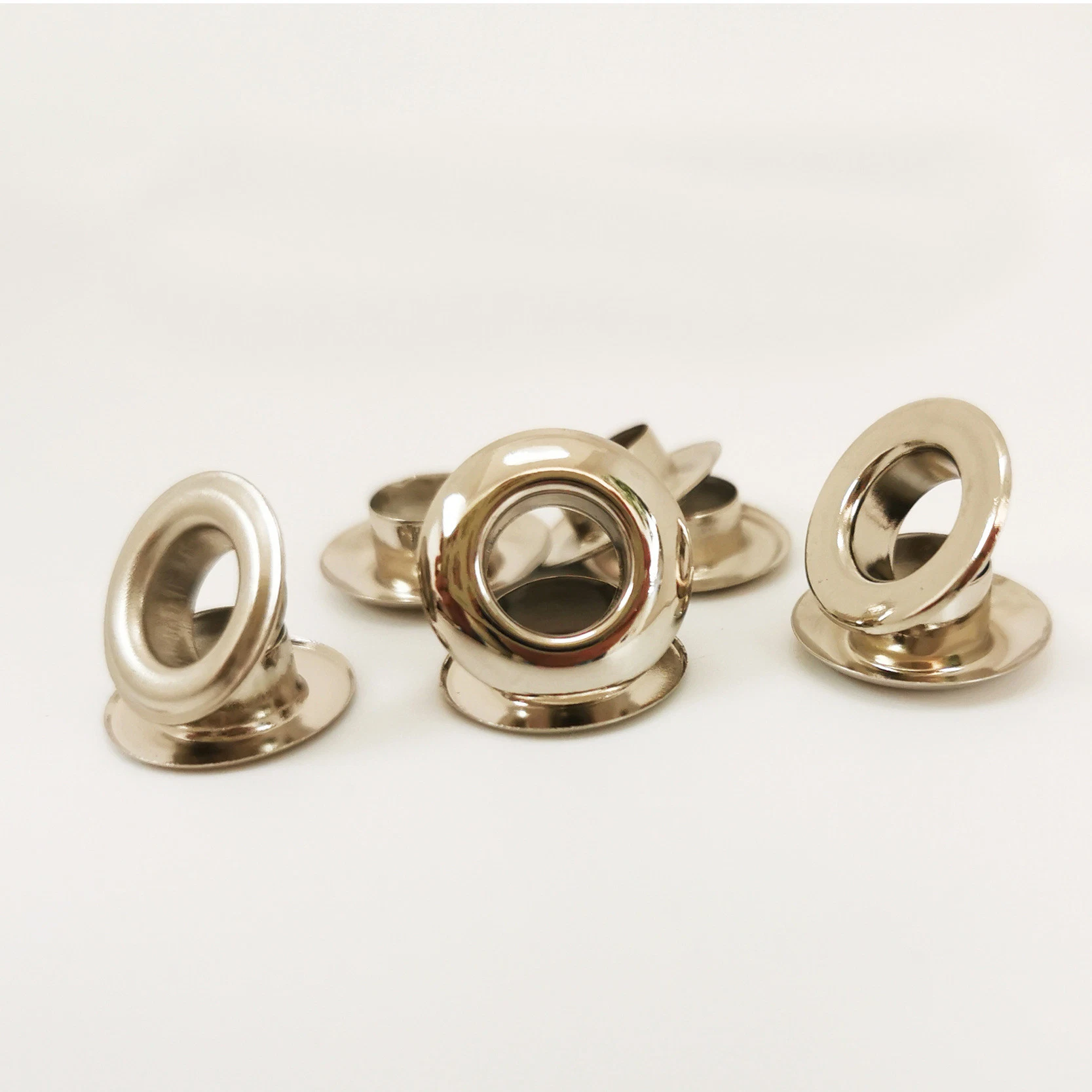 Professional High quality/High cost performance  Brass / Stainless Steel Gold Round Metal Eyelet for Apparel