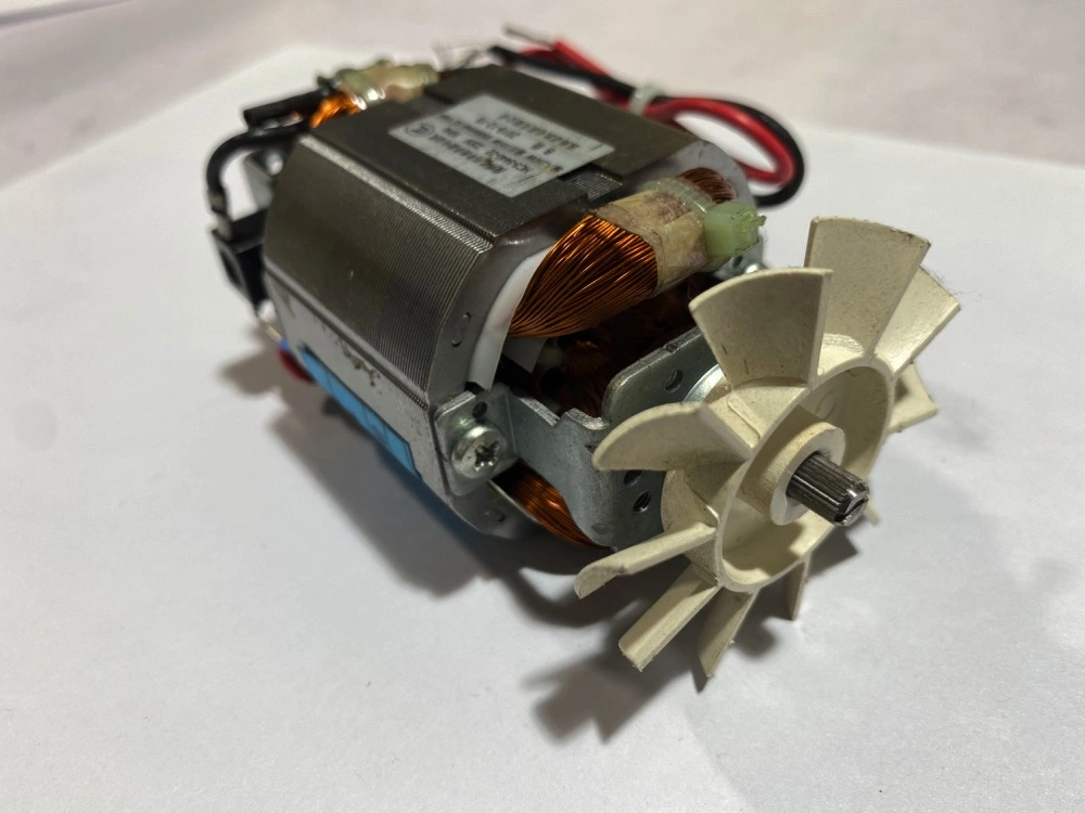 Potente motor Universal 300W de tableros eléctricos asíncronos AC Motor en otra máquina