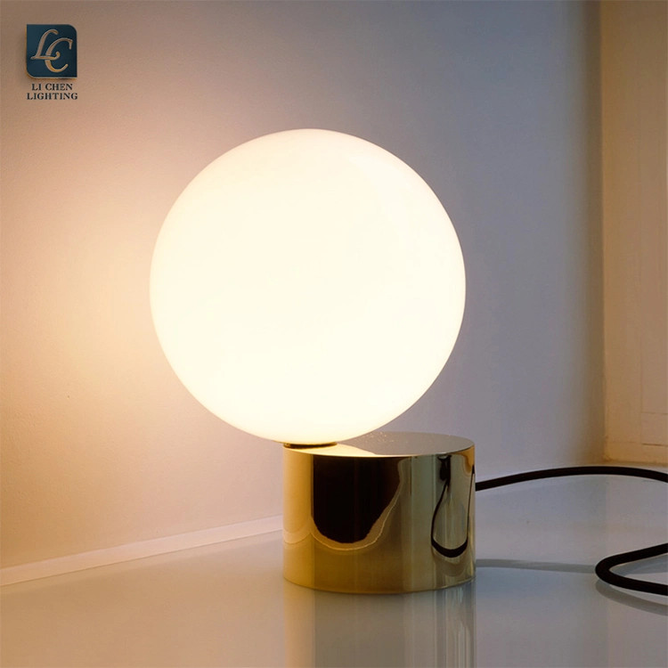 Unique Design Antique Brass Iron Glass LED Table Lamp