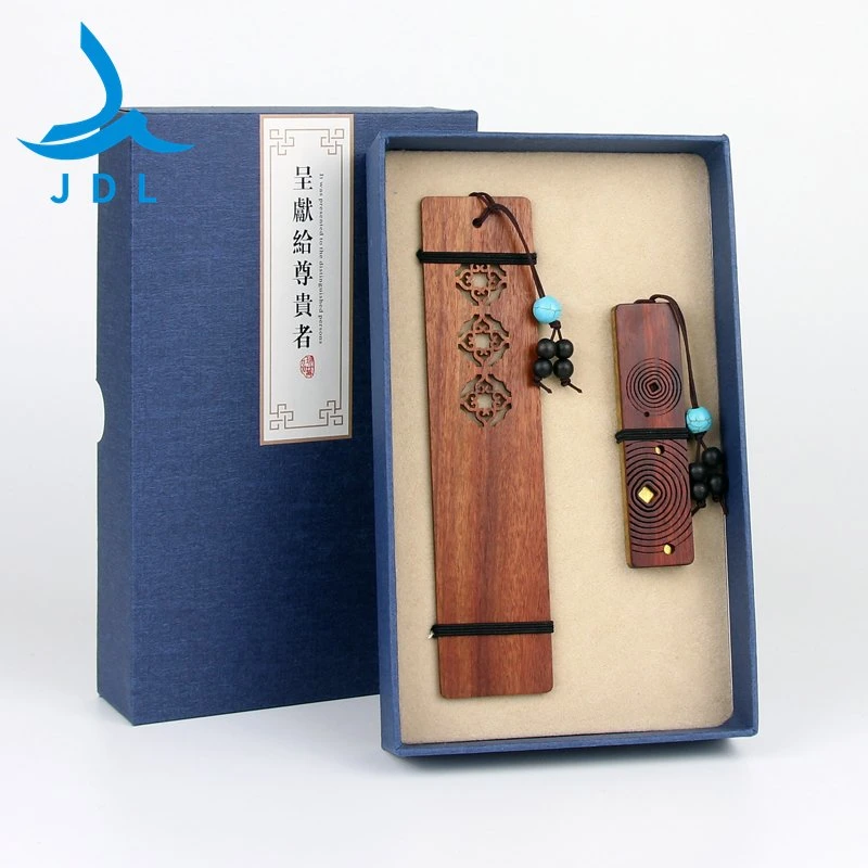 China Fornecedor cute Stock Custom esmalte Metal Madeira Bookmark