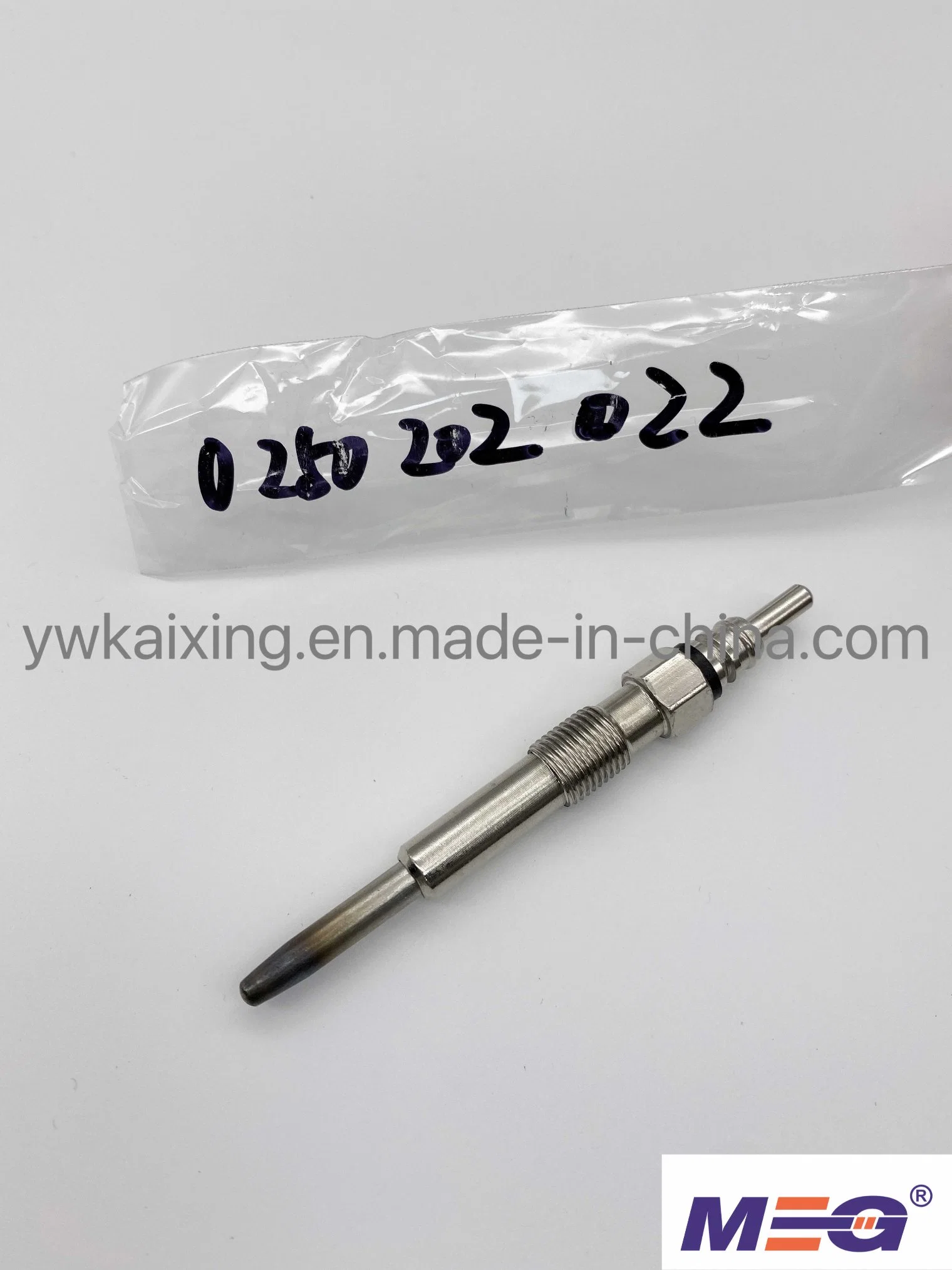 Wholesale/Supplier Hot Sale Auto Engine Systems Auto Ignition Parts Glow Plug 0252202022 for Car