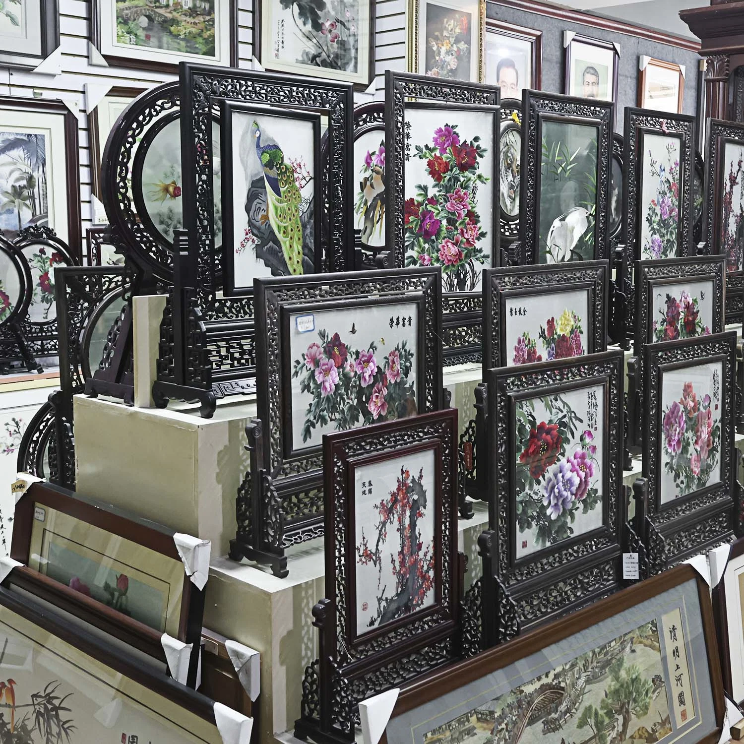 El alto grado de Hunan bordados el bordado de ornamentos de doble cara, bordados artesanales de decoración y estilo China Regalos de empresa