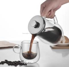 Cafetière à piston en acier inoxydable 304 à double paroi de 350 ml 600 ml avec 4 filtres en verre borosilicate résistant à la chaleur en vente chaude.