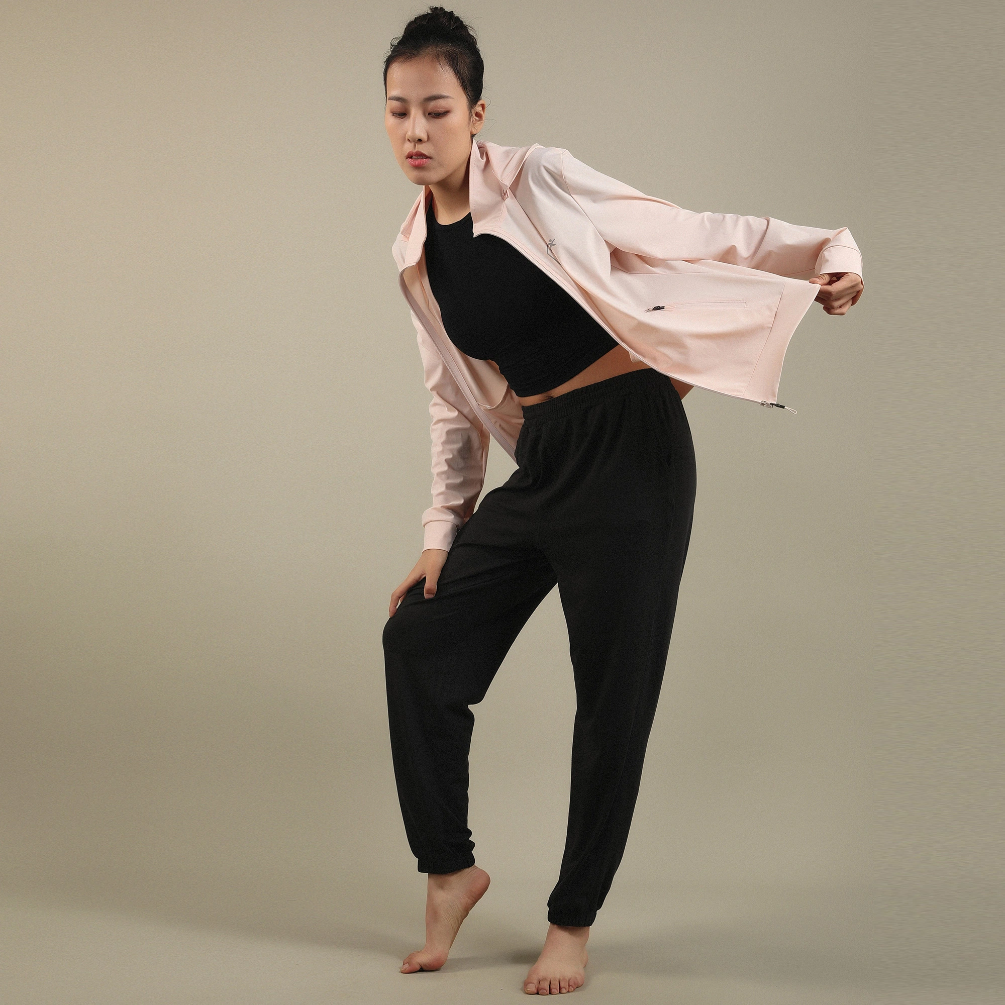 New Product Eco-Friendly Long Sleeve Top Trousers Yoga Suit Recycled Fabric Comfortable Gym Fitness Running Sportswear