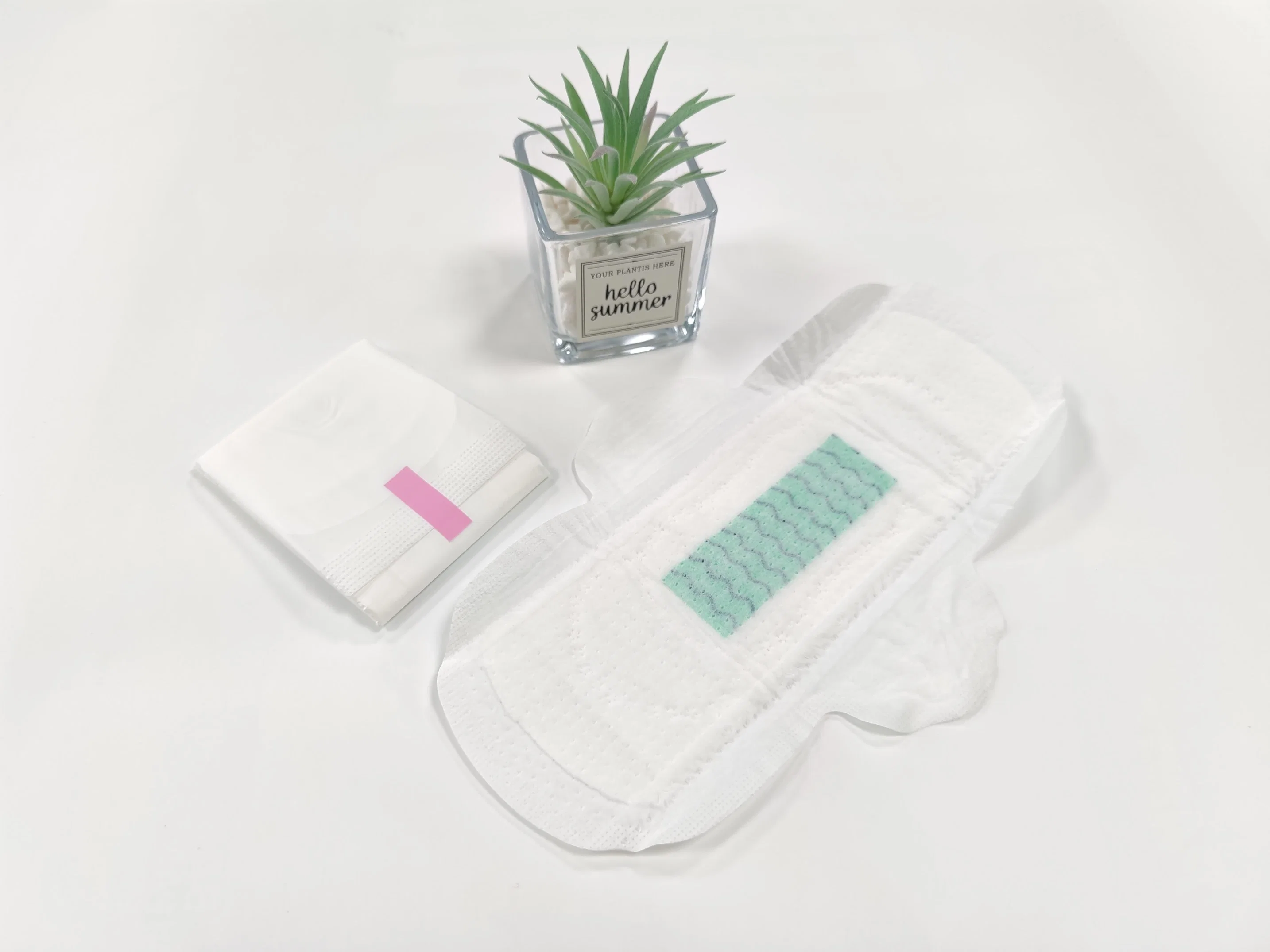 La superficie suave de algodón de alta absorción de la calidad sanitaria toalla sanitaria desechable Pad Pad Menstrual fabricante, con blue chips Missy Sofy Elis Stayfree Flyfree