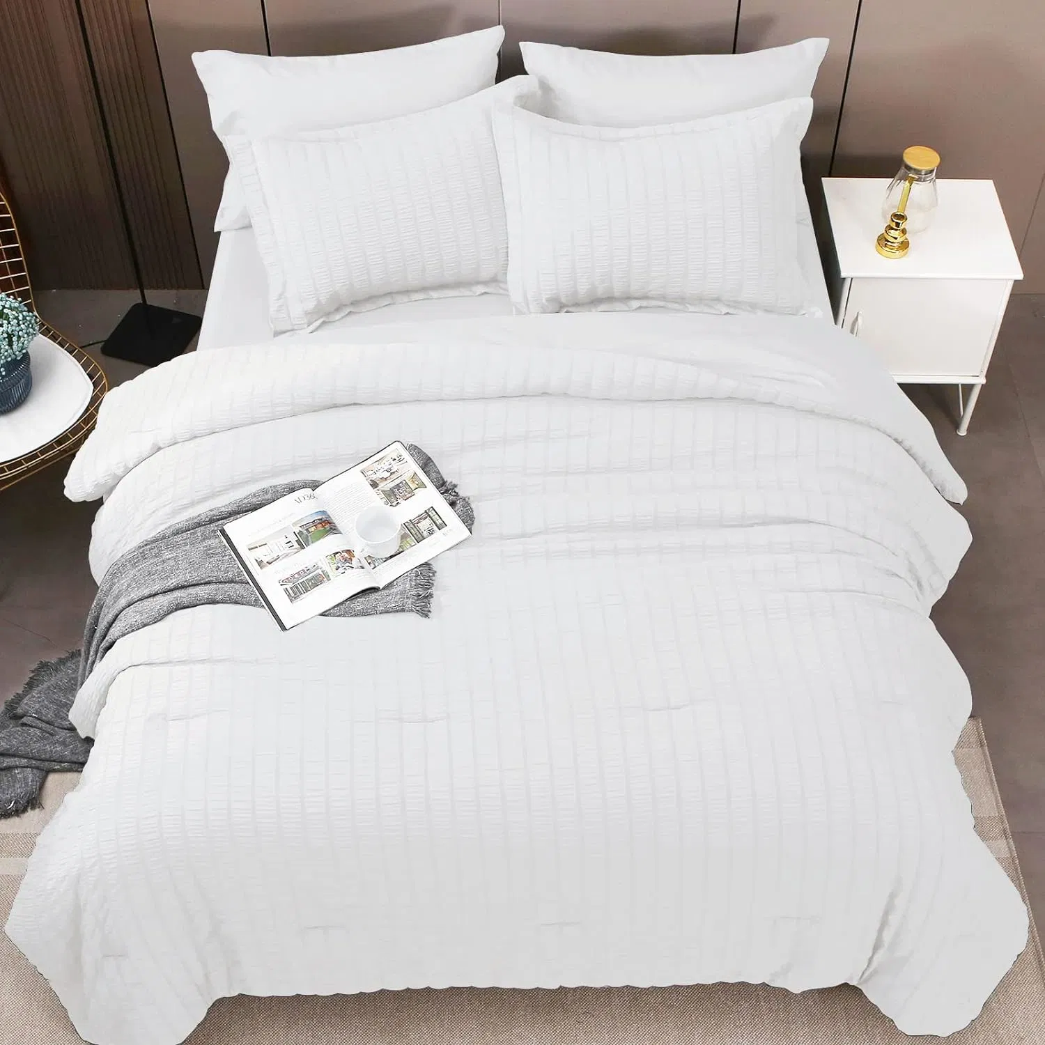 Белый набор королевы Comforter Seersucker 7 шт набор постельных принадлежностей с утешителями, простыни, подушки и Шамсы кровати в мешке для спальни