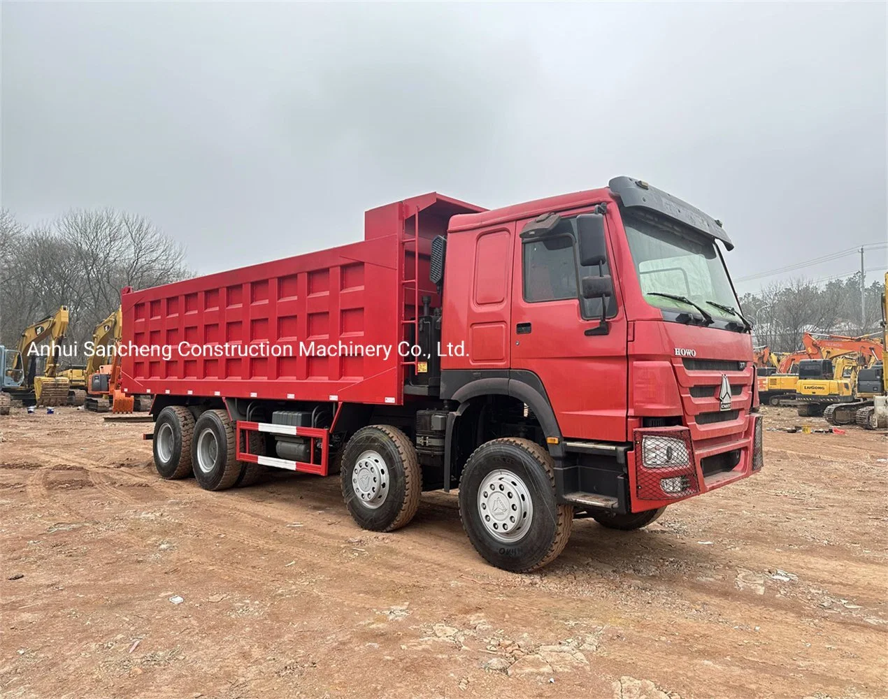 8X4 Sinotruck HOWO VOLQUETE BASCULANTE Dumper camiones volquete camión utilizado