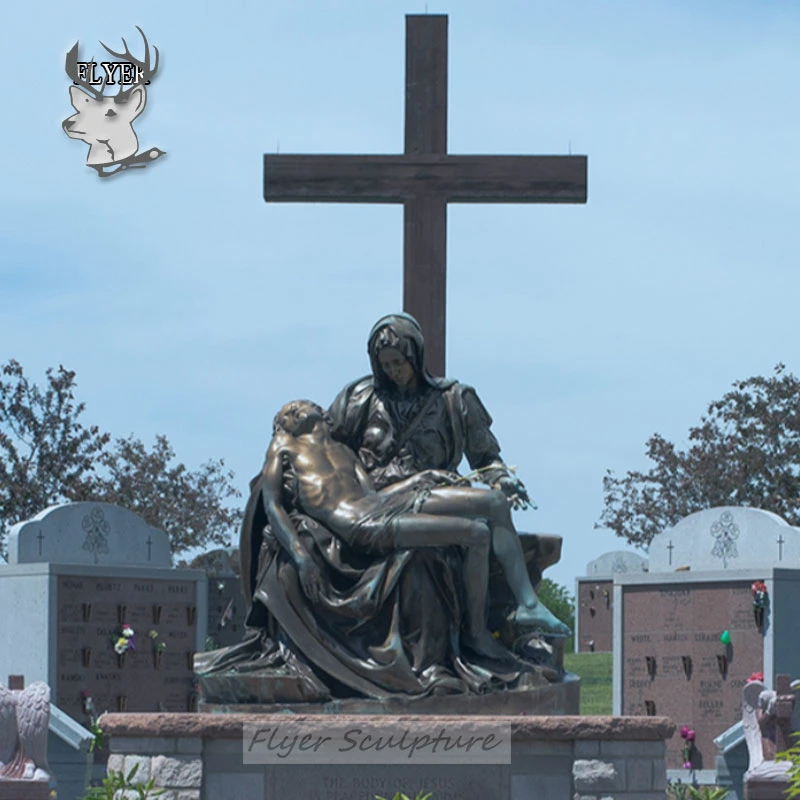 Statues de l'église catholique Bronze la Pieta de la Vierge Marie Tenue de la sculpture de cadeau religieux de Jésus