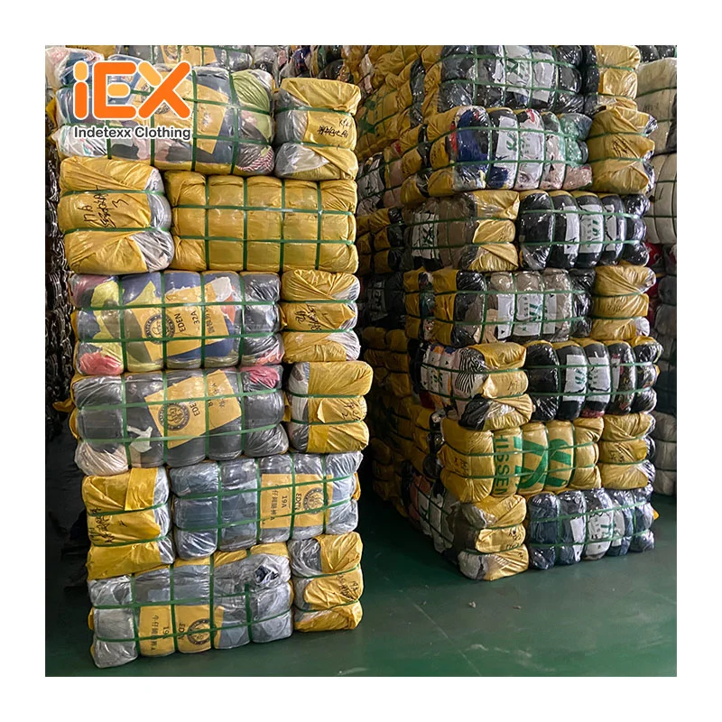 Ukay Ukay High quality/High cost performance  Winter Mixed Used Clothes Bales Wholesale/Supplier Woman Second Hand Clothes Bulk