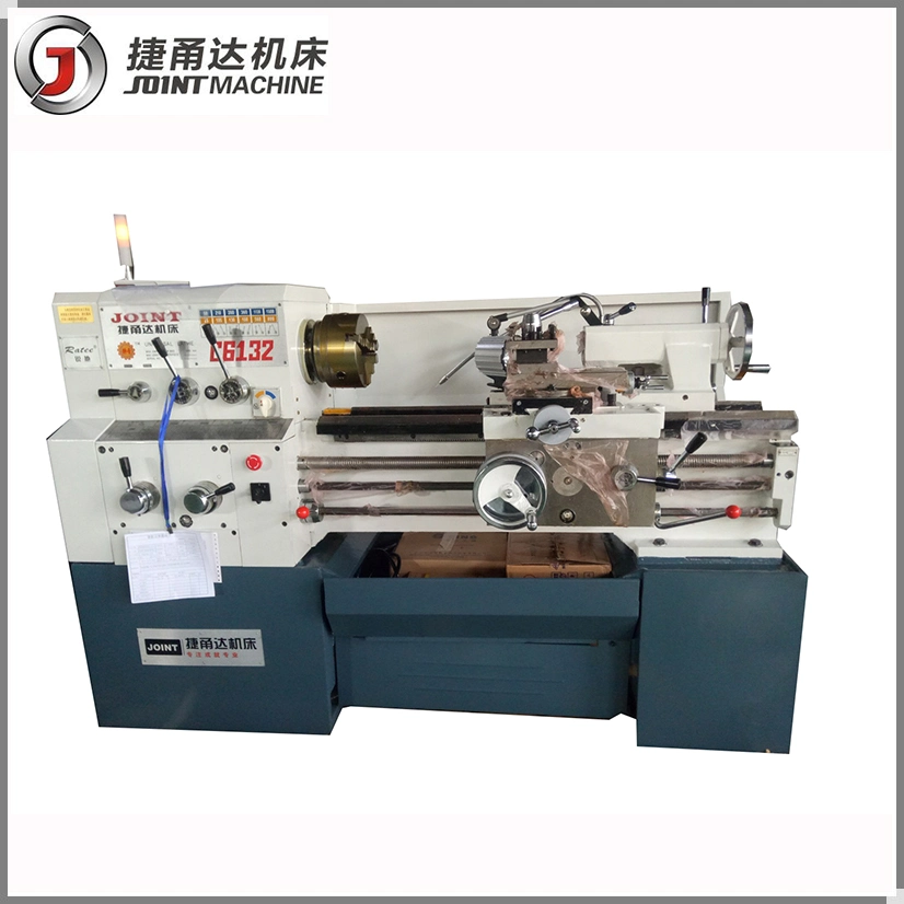 Metal Engine Horizontal Engine Lathe Machine C6132 with 350mm Swing Diameter Over Bed