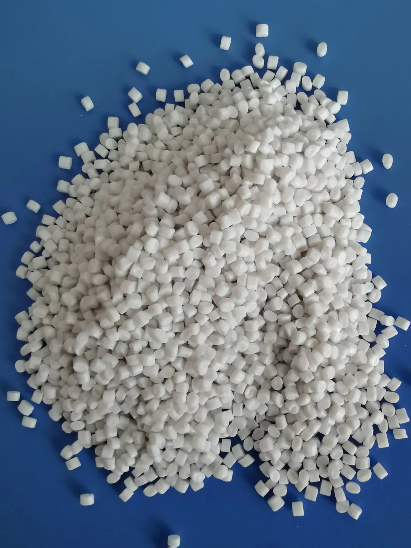 HDPE Virgin Granules LLDPE LDPE LLDPE Granules Low Price Virgin HDPE Plastic Raw Material Cable Film Foaming and Coating Material Low Density Polyethylene