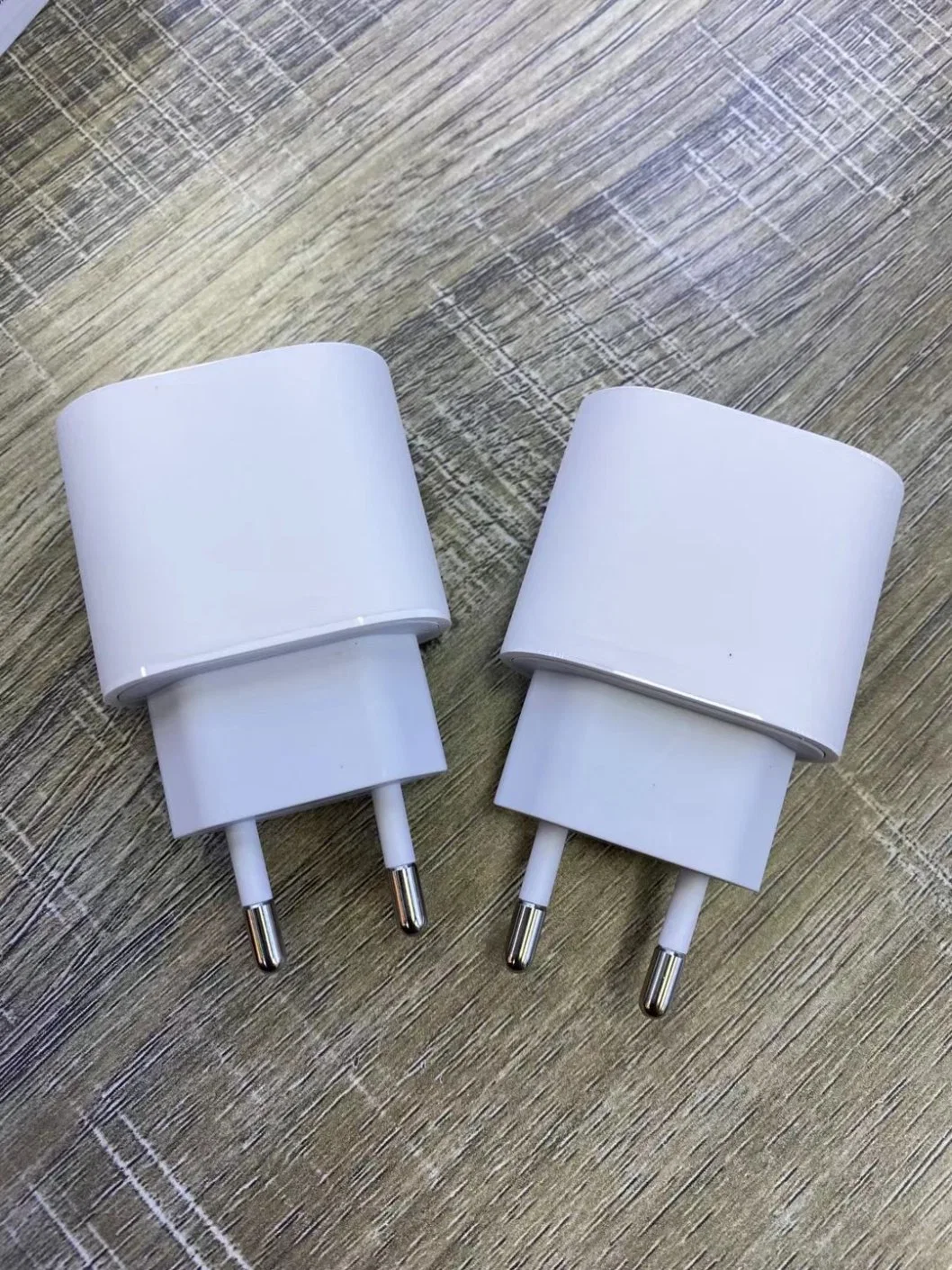 Acessórios móveis PD 20W Universal UK carregamento rápido para Apple Carregadores de telefone de parede iPhone 14 13 12 11 PD 20W Adaptador de alimentação USB-C.