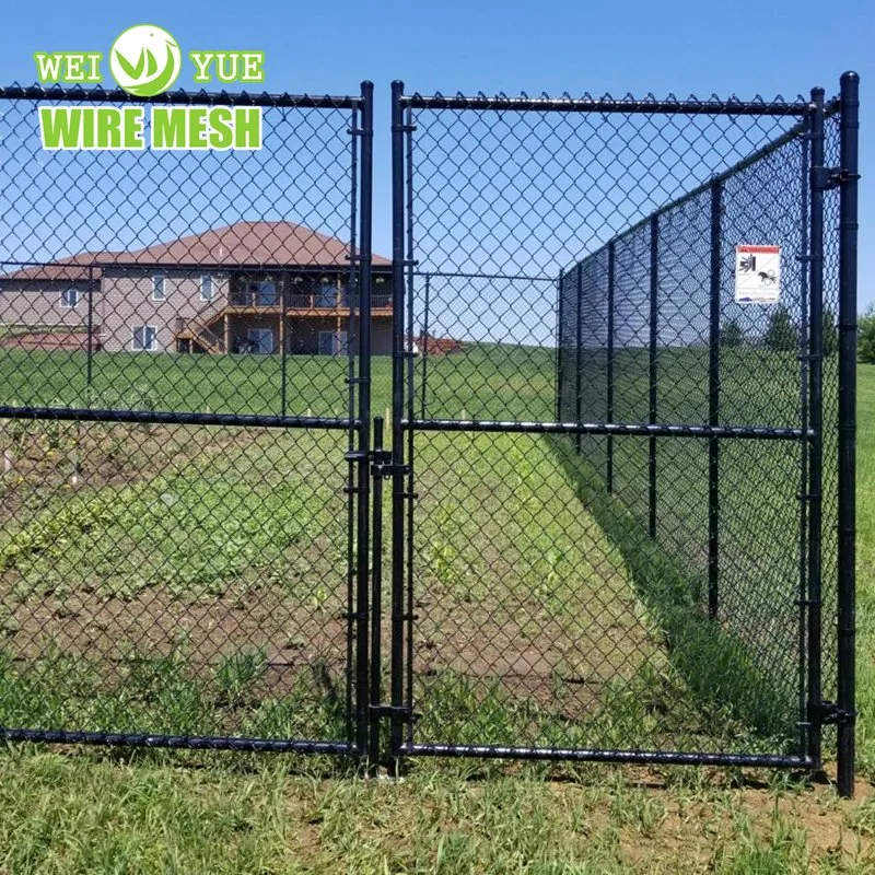 Safety and Low Price Wholesale/Supplier Galvanized Chain Link Fence Cyclone Wire Mesh