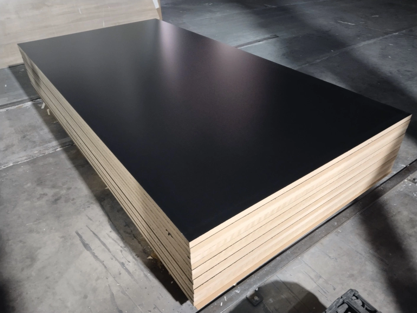 E1 E2 densité 680 730 MDF mélamine pour meubles