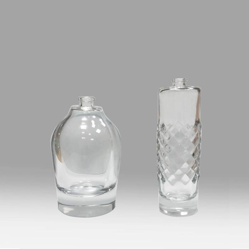 Wholesale/Supplier Super Clear Hand Polished Glass Perfume Bottle with Aluminum Cap