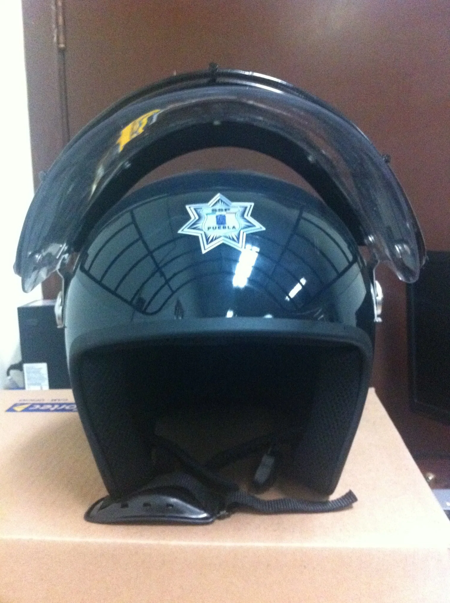 Mexican-Style Police Anti Riot Helmet with Aluminium Mesh Protector Over The Visor