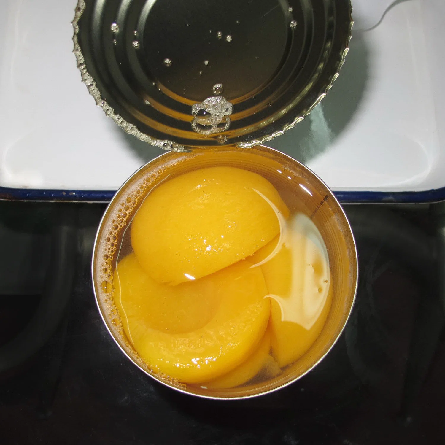 Canned Fruits Canned Fresh Yellow Peach Halves in Light/Heavy Syrup